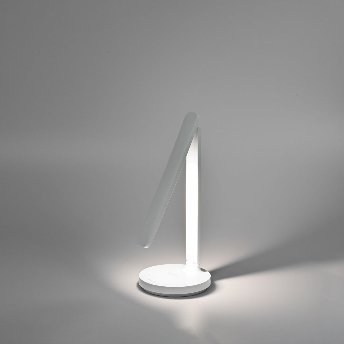 LED Uppladdningsbar skrivbordslampa VIDEX VL-TF16W Vit