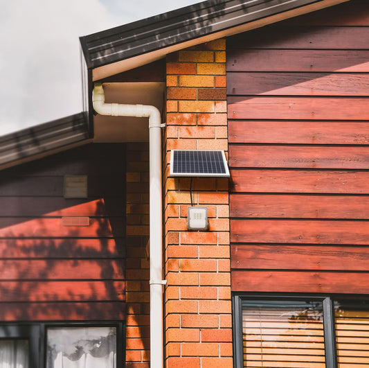 LED Solcellsstrålkastare VIDEX-FLOOD-LED-SOLAR-GELIO-SENSOR-20W-NW