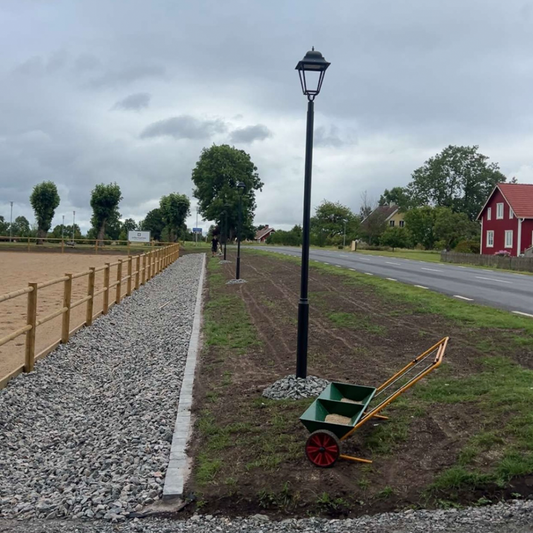 Belysningsstolpe Svart